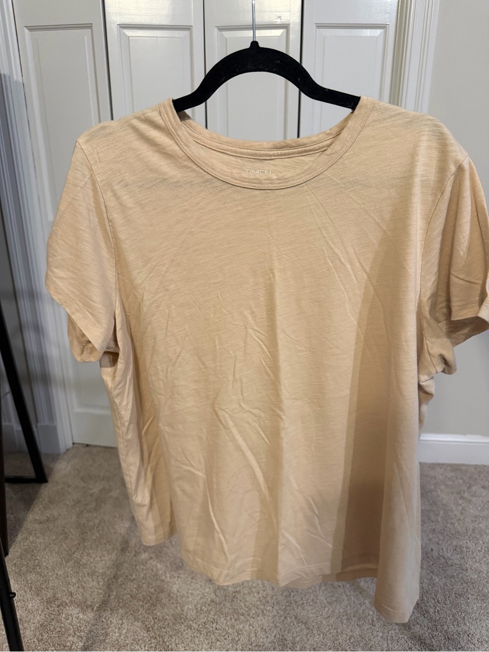 Time and Tru Beige Short Sleeve Crewneck Tee